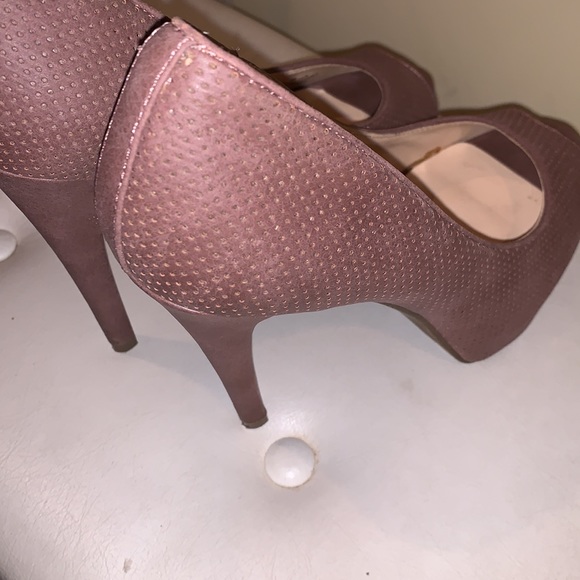 GUESS Platform Pumps Taupe Peep-Toe Shoes Y2K Club Event Heels Coquette Girl 8 - Picture 5 of 9